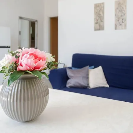 Apartament K & N - One Bedroom A2 Prižba