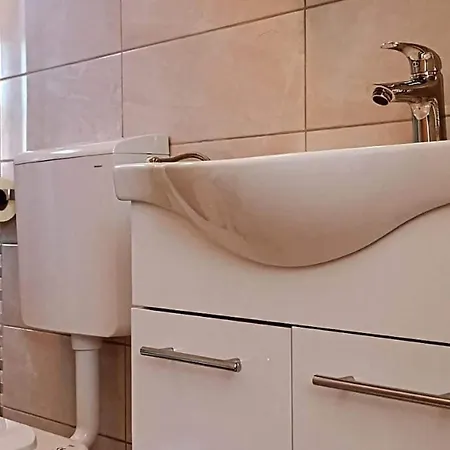 K & N - One Bedroom A2 Appartamento Prižba