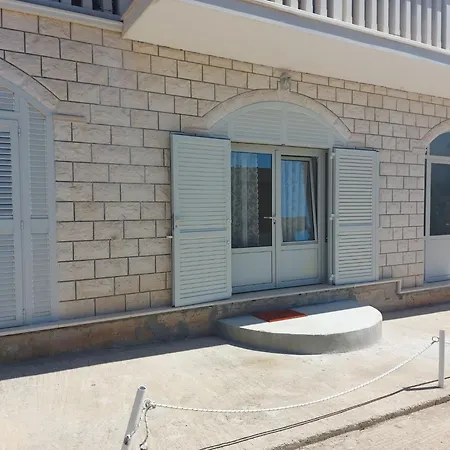 K & N - One Bedroom A2 * Prižba